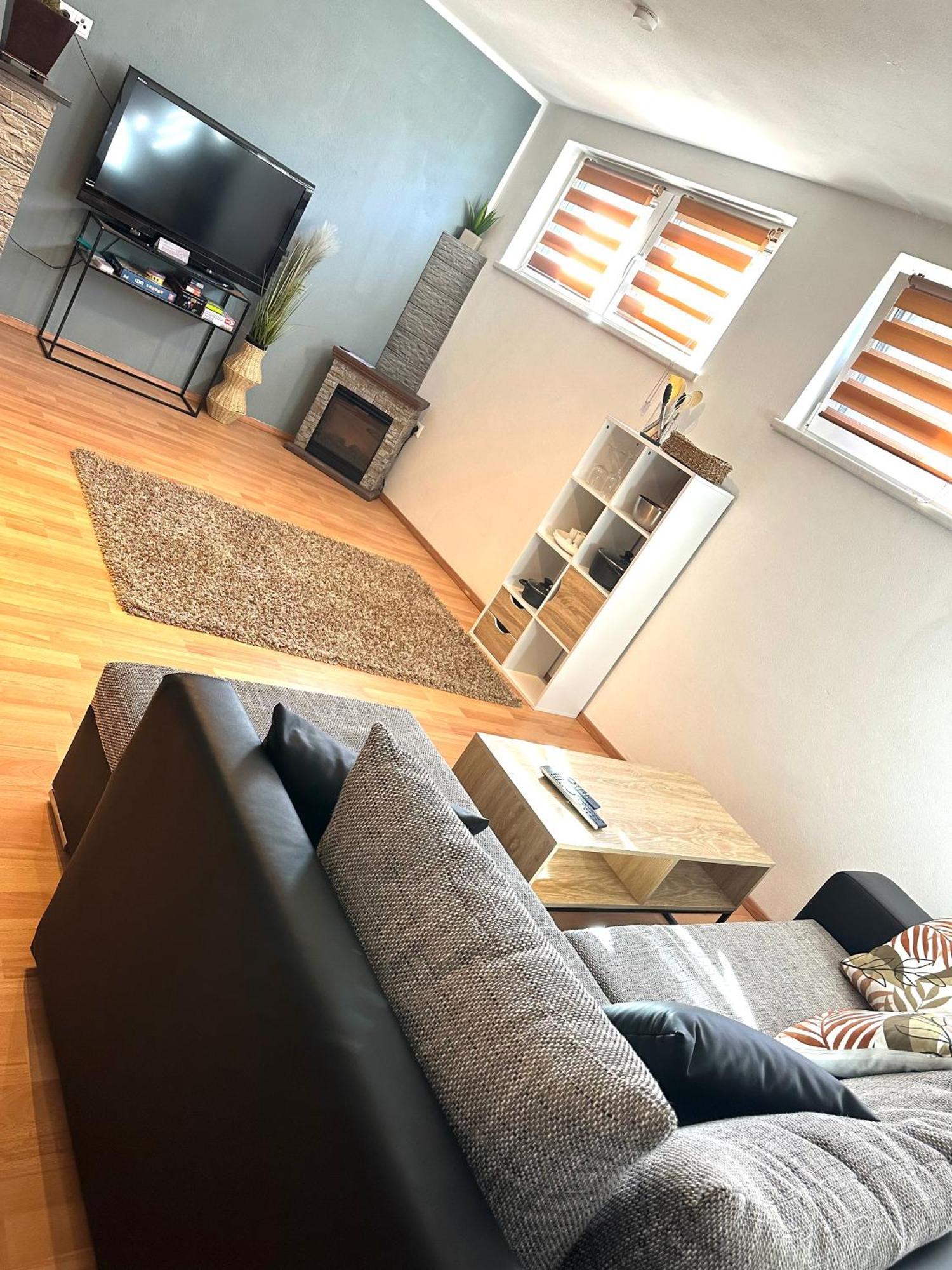 Kleine Wohnung Im Moelltal Penk Εξωτερικό φωτογραφία